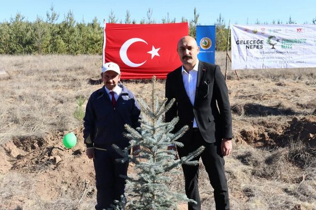 İğecik Köyü Ağaçlandırma Alanında Fidan Dikim Etkinliği Gerçekleştirildi