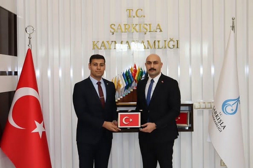 Kaymakam Refiki Sayın Mustafa BÜYÜKUÇAR İlçemizdeki Görevini Başarı İle Tamamlamıştır